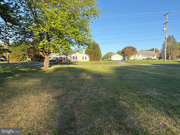 3rd image of Liberty Grove Rd