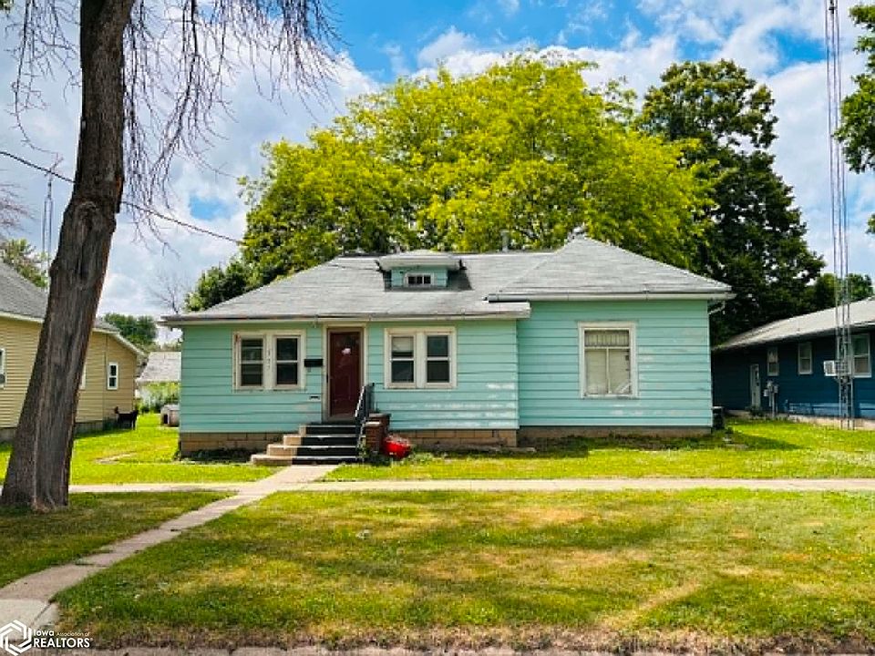 1st image of 307 S Woodlawn Ave