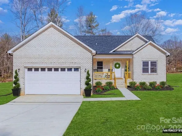 2385 Kool Park Rd NE, Hickory, NC 28601