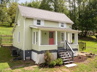 16 Davis Heights Rd, Maidsville, WV 26541
