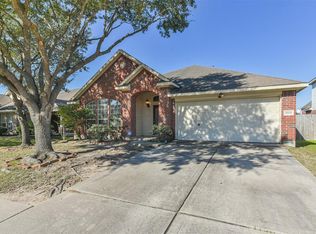 9902 Memorial Crossing Dr, Tomball, TX 77375