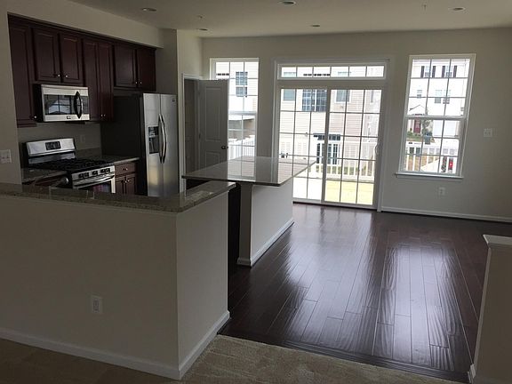 Kitchen & Entry to Balcony