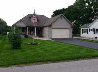 758 S 7th St, Upper Sandusky, OH 43351