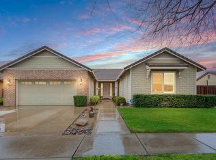 1825 Thomas Taylor Dr, Hughson, CA
