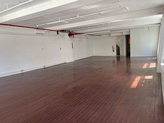 4th image of 57 W 16th St APT 3