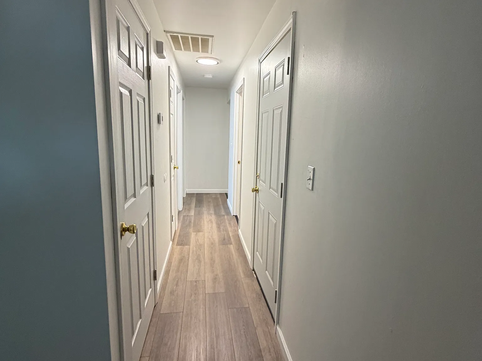 2 bed, 866 sqft, $1,000 — Photo 2
