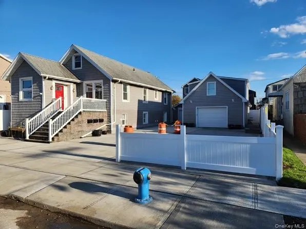 226 E Pine St Floor 2, Long Beach, NY 11561
