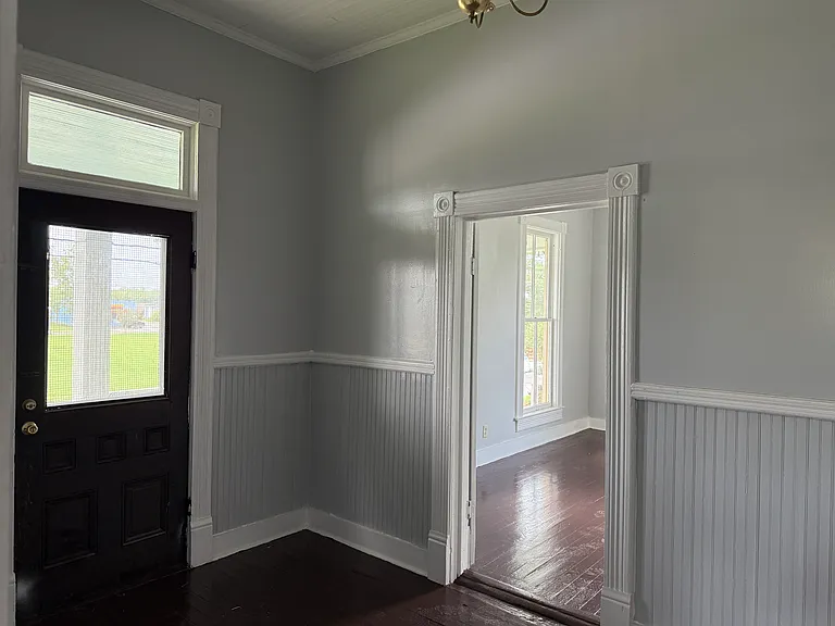 foyer to porch