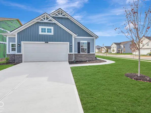 2237 Bear Oak Run, Shelbyville, IN 46176