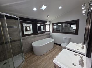 1591 W West Maple Rd, Commerce Township, MI 48390