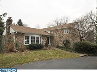 9 Coopertown Rd, Haverford, PA 19041