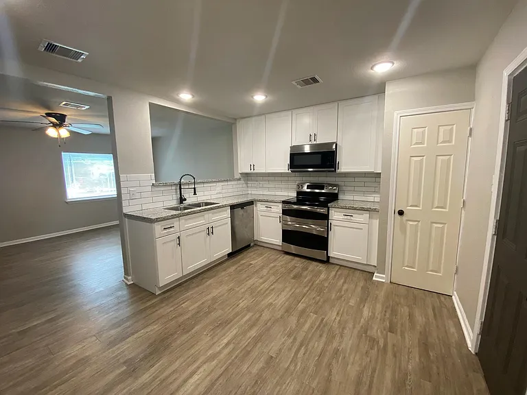2016 Magnolia Dr — Photo 13