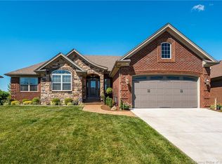 5412 Melbourne Dr, Charlestown, IN 47111