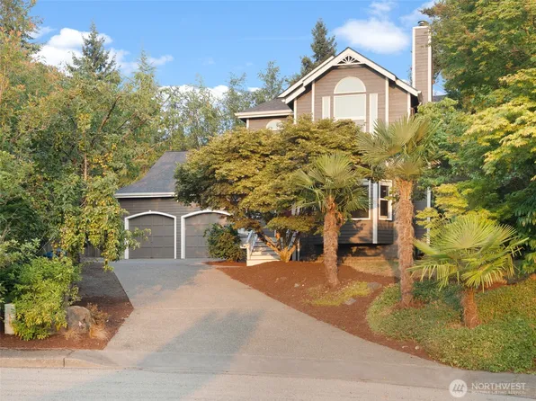 19944 NE Stavanger Place, Poulsbo, WA 98370