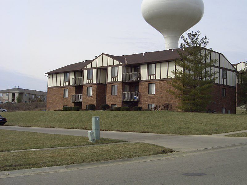 1st image of 935 Gordon Smith Blvd
