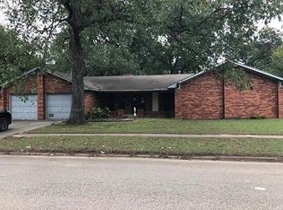 704 B St NW, Ardmore, OK 73401