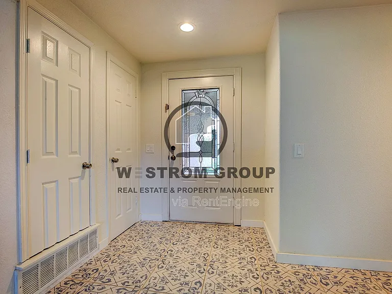 6709 Mabell St — Photo 6