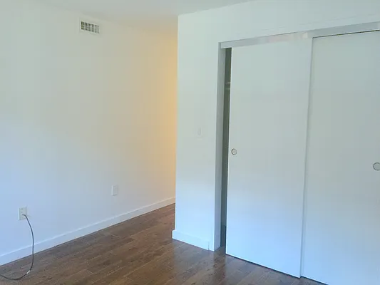 Rented by Investmates Real Estate | media 6