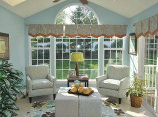 307 Oxford Ln, Chalfont, PA 18914