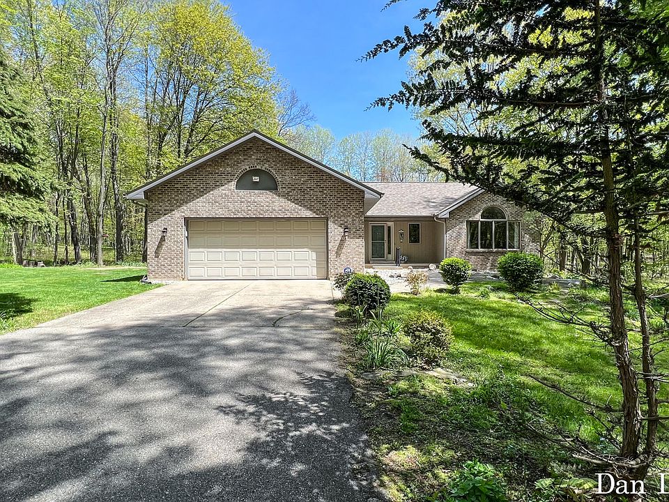 1st image of 8375 Winter Forest Dr NE
