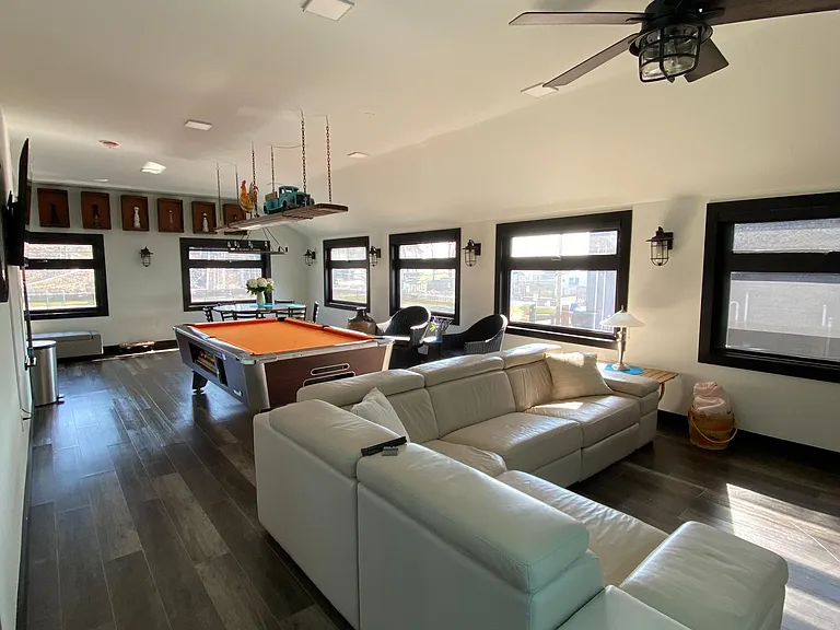 4064 Erie Rd #1 — Photo 3