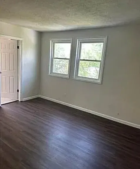 8213 John Pl — Photo 6