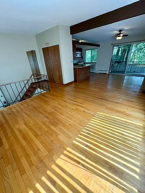 2 bed, 1.0 bath, 988 sqft, $2,200 — Photo 2