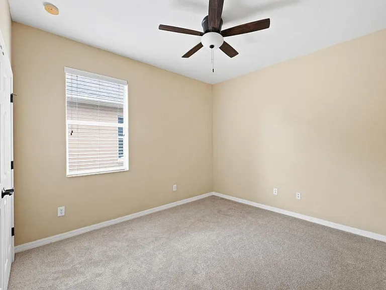 27211 Fern Glade Ct — Photo 34