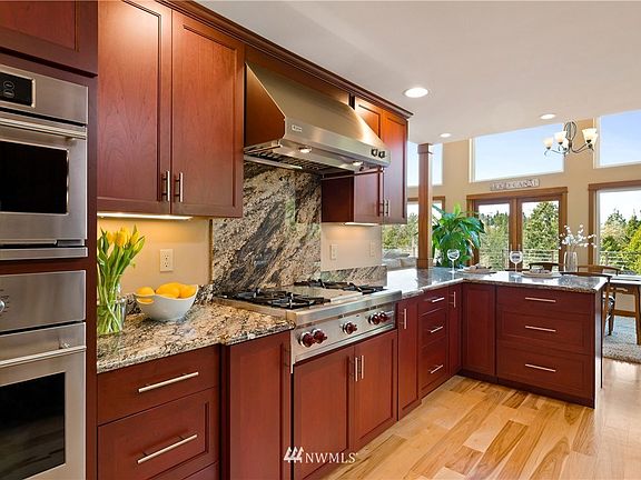 4th image of 11045 Mountain Vista Cir NW