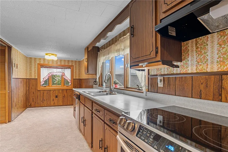 Thumbnail 10