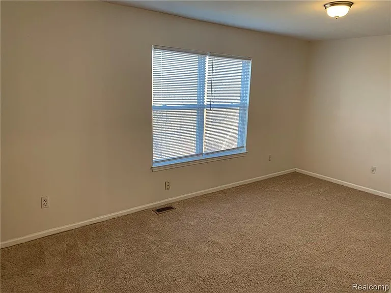 4783 Hickory Pointe Blvd — Photo 25