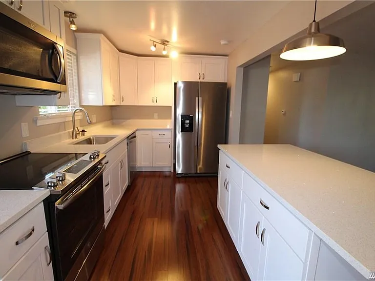 6 232nd Pl SW — Photo 6