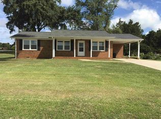 490 Ballenger Rd, Inman, SC 29349