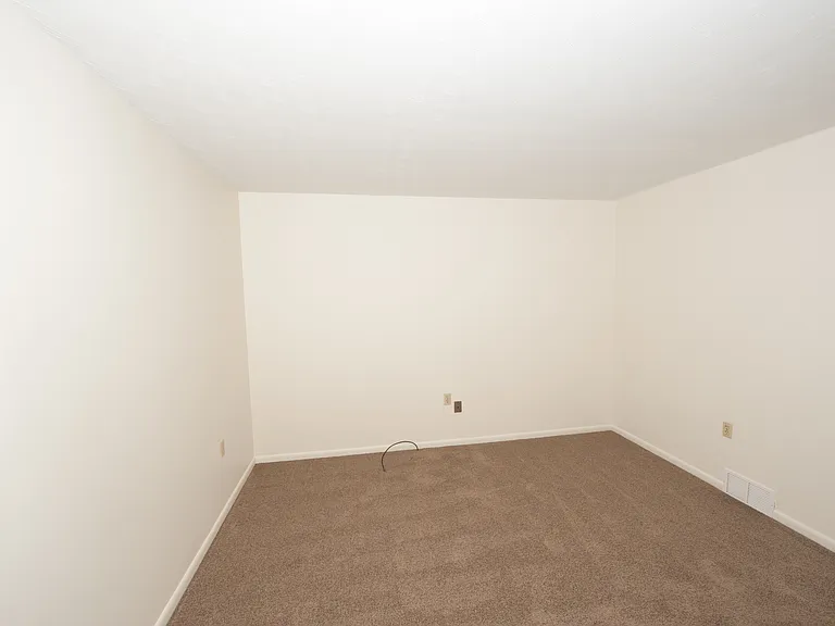1402 Walnut St #1 — Photo 17