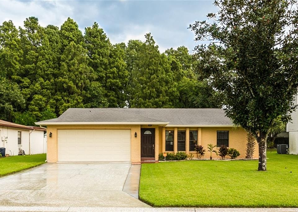 1st image of 8032 Deerwood Cir
