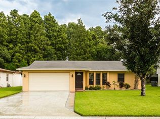 8032 Deerwood Cir, Tampa, FL 33610