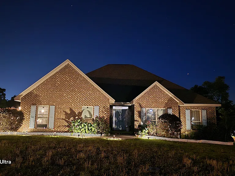7861 Heritage Ln — Photo 2