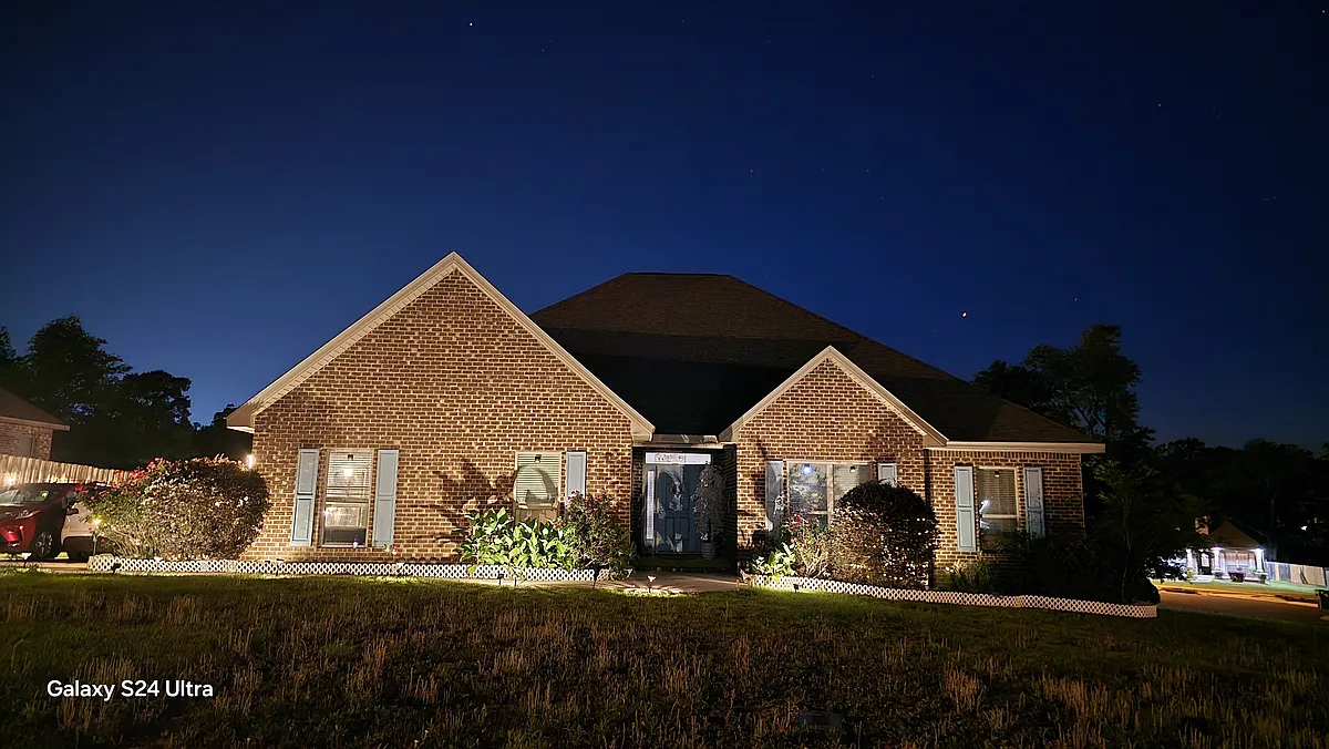 Building Photo - 7861 Heritage Ln