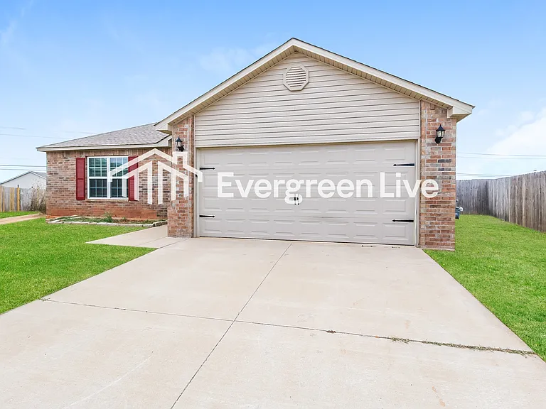 8564 SW 44th Ter — Photo 3
