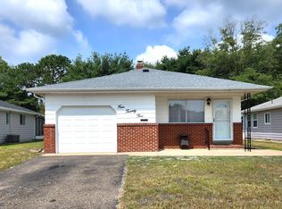 425 Saint Thomas Dr, Toms River, NJ