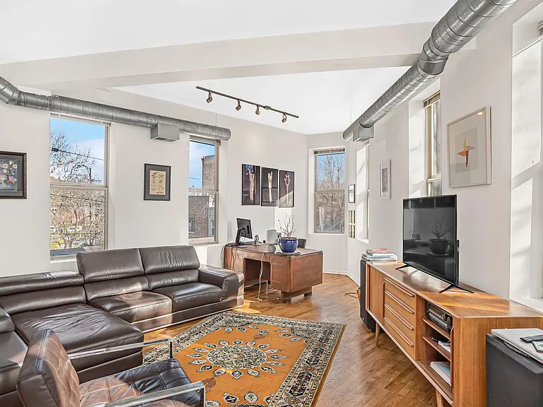 1418 W Cortez St #3 — Photo 3