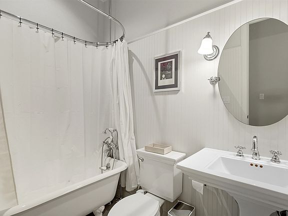 5th image of 1044 Memorial Village Dr #1044