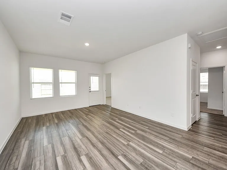 1907 Chiant Grove Ln — Photo 17