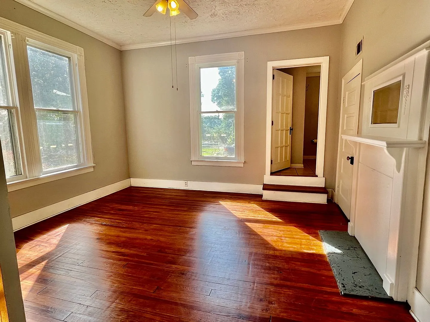 495 Ruth L 3 Bed, 2 Bath — Photo 4