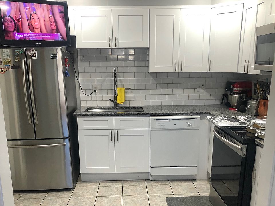 New kitchen with stainless, white subway tile and more...