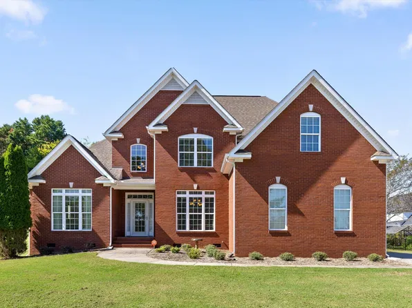 7809 Lake Ridge Dr, Hixson, TN 37343