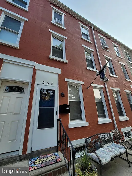 262 Minor St