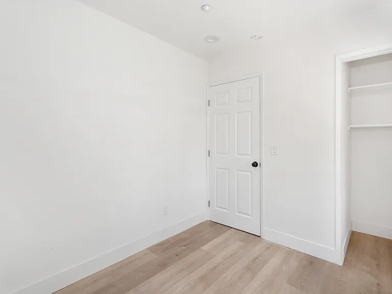 143 Esperanza Ave — Photo 16