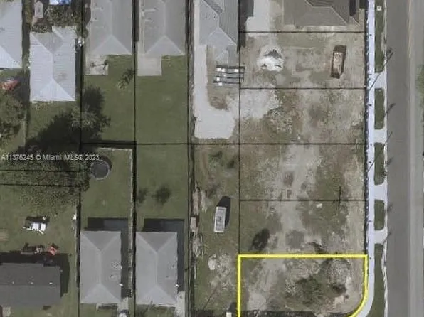 18098 SW 103rd Ave, Miami, FL 33157