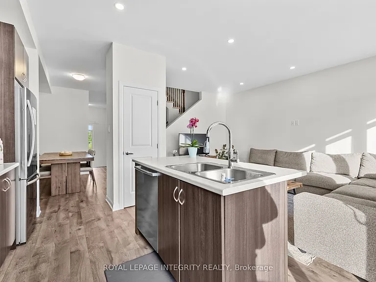 43 Finglas Ct — Photo 11